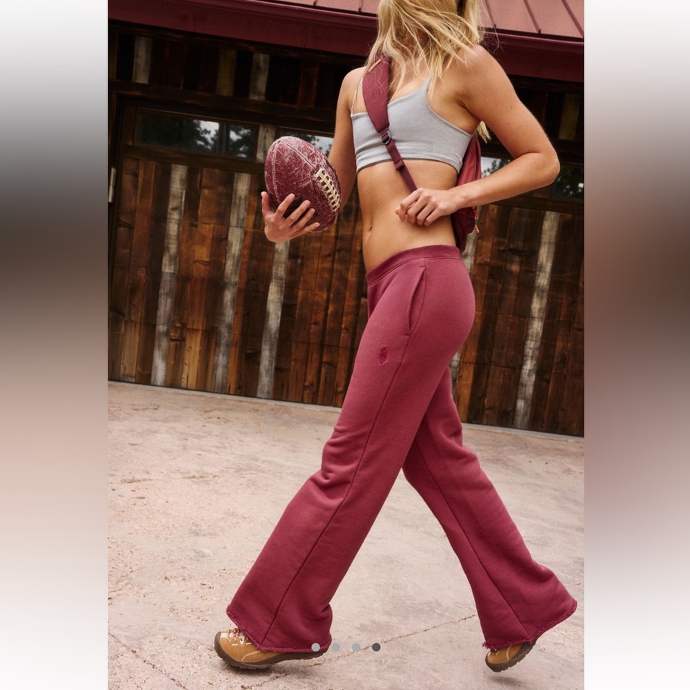 FP Movement Stance Flares - Picture 4 of 5
